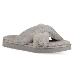 UGG cross-band Koolaburra Ballia furry slides